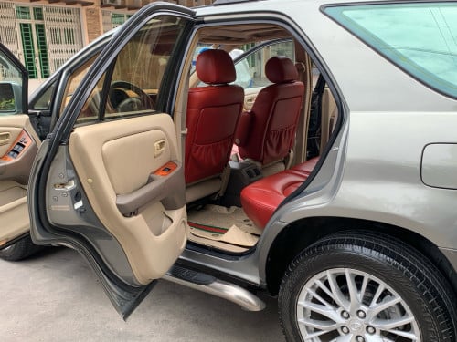 Lexus Rx300 ឆ្នាំ 2000  P2 ម៉ាញ៉ែត MC