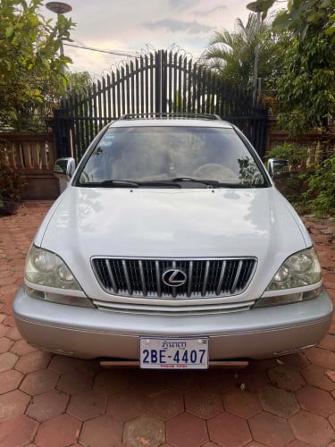 LEXUS RX300 2001 P1