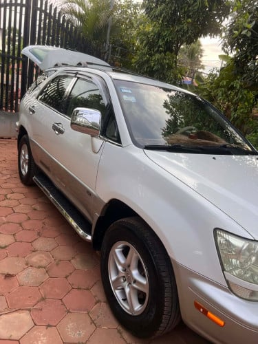 LEXUS RX300 2001 P1