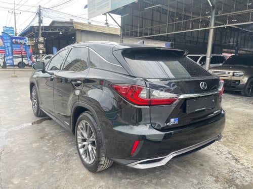 Lexus Rx450h 2018 F-Sport Full Options ទឹកថ្នាំស្សុីន មួយជុំ