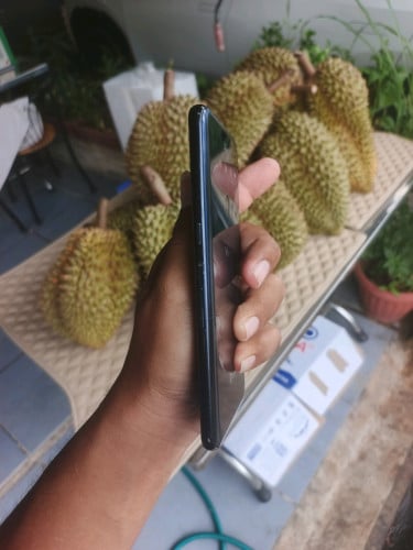 LG V50THINKQ 5G Ram6G/128GB វែកមុខក្រោយ សាច់អេក្រង់ស្អាតបែកតែកញ្ចក់