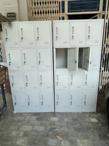 Locker 12doors