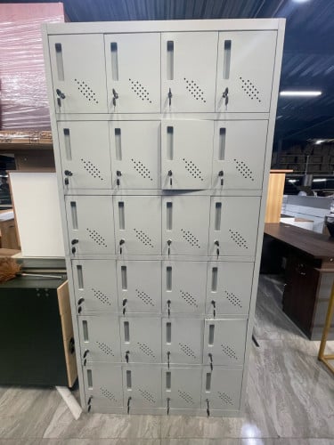 Locker 24doors