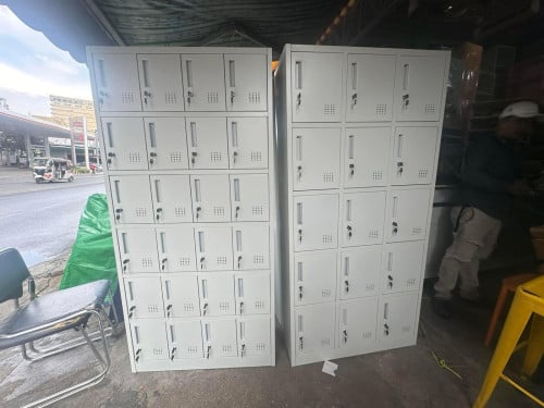 Locker 24doors