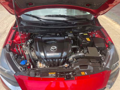 Mazda 2 year 2023 Full option