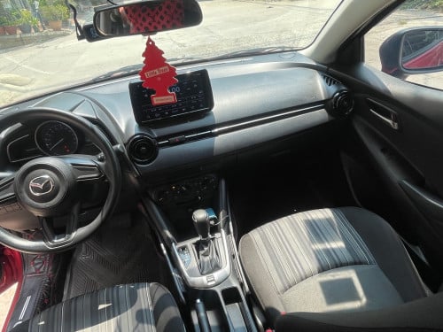 Mazda 2 year 2023 Full option