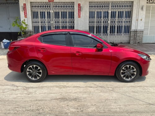 Mazda 2 year 2023 Full option
