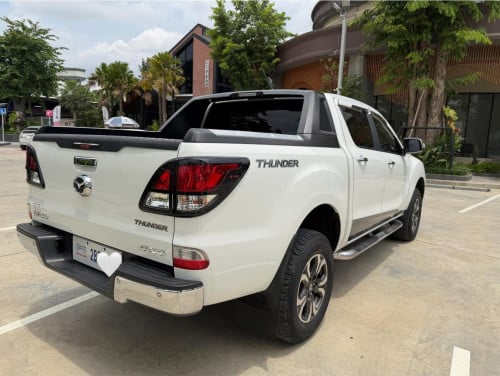 Mazda BT50 Thunder 2021 full 3.2L 4x4 ថ្មីគ្មានទាស់​ គីឡូ​តិច​ ម្ចាស់ដេីម​