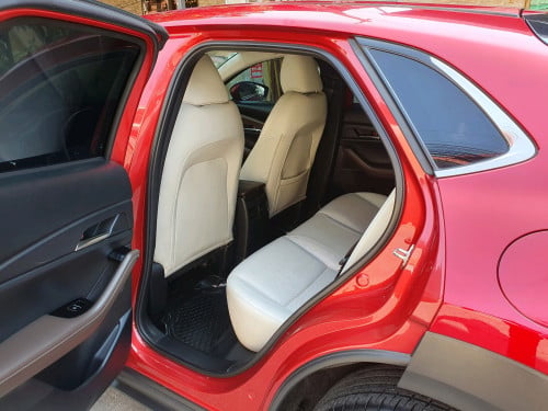 Mazda Cx30 Full Option ប្រភេទឡានស្អាត