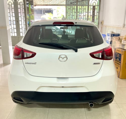 Mazda2 2019