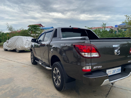 MAZTDA BT.50 2018 V6 P2