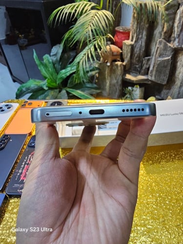 MEIZU Lucky 08