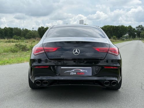 Mercedes Benz CLA250 AMG