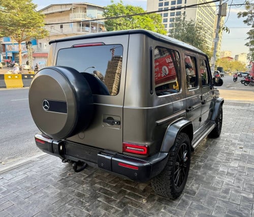 Mercedes Benz G400