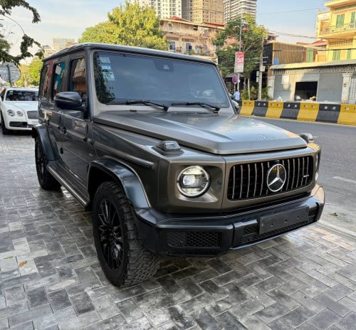 Mercedes Benz G400