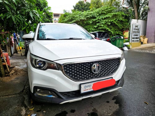 MG ZS 2020 White​ - Free 70mai មុខ​ក្រោយ,​ គុជ​ VIP​ (LED) 470$