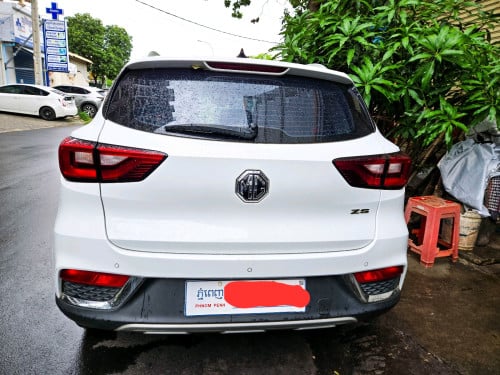 MG ZS 2020 White​ - Free 70mai មុខ​ក្រោយ,​ គុជ​ VIP​ (LED) 470$