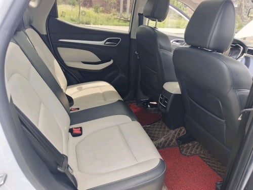 MG ZS 2023