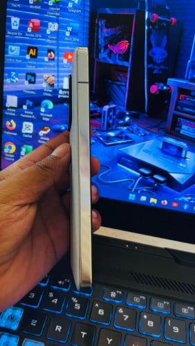 Mi 13 លក់ 155$