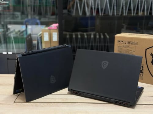 MSI KATANA17 HX B14WEK I7 14Gen|16Gb|1T|RTX5050 8Gb|17.3” 2K 240Hz