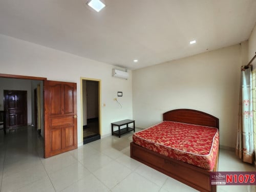 N1075 | Toul Sangke 1 Bedroom Apartment with Lift For Rent