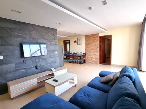 N372 | Swimming Pool 2 Bedrooms Apartment Near BKK1 For Rent