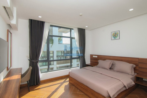 N431 | Luxury 1 Bedroom Apartment with Swimming Pool and Gym in BKK1