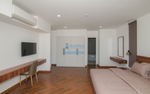 N431 | Luxury 1 Bedroom Apartment with Swimming Pool and Gym in BKK1