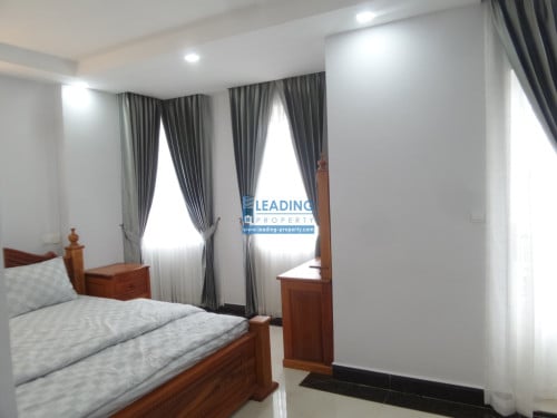 N520 | Western 1 Bedroom Apartment with Lift For Rent Near Russian Market
