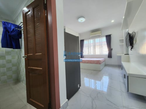 N547 | Western Studio Apartment For Rent in Toul Sangke Area