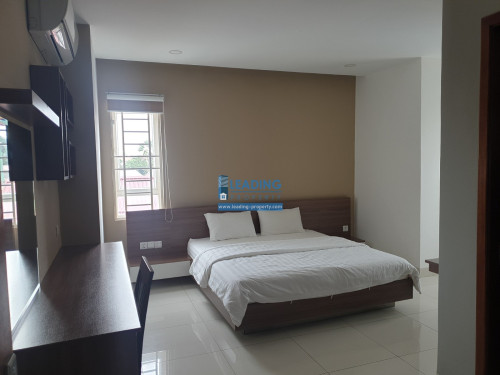 N635 | Western Apartment 2 Bedrooms with Gym and Pool For Rent in Beong Trabek