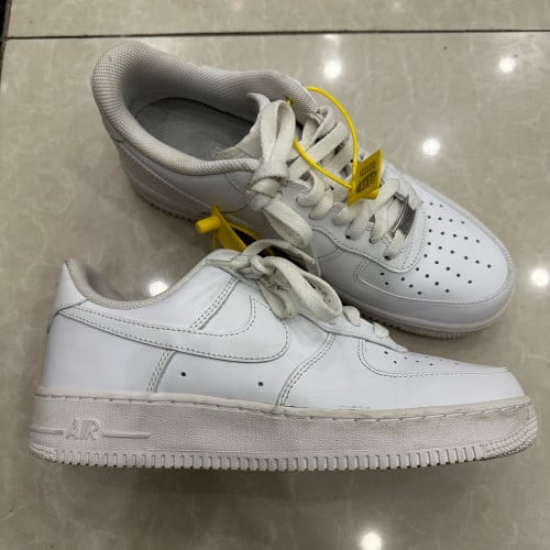NIKE AIR FORCE 1 Condition 99%