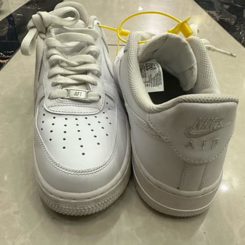 NIKE AIR FORCE 1 Condition 99%