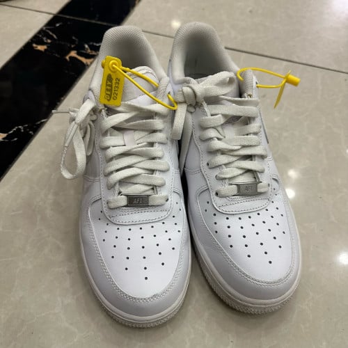 NIKE AIR FORCE 1 Condition 99%