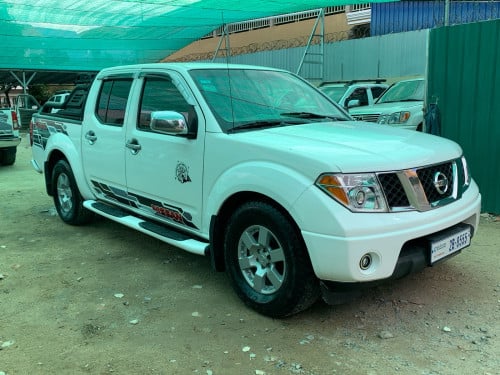 Nissan Frontier ឆ្នាំ 05 ប៉ុង1 សាំង + ហ្គាស