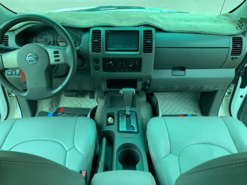 Nissan Frontier ឆ្នាំ 05 ប៉ុង1 សាំង + ហ្គាស