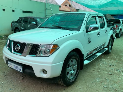 Nissan Frontier ឆ្នាំ 05 ប៉ុង1 សាំង + ហ្គាស