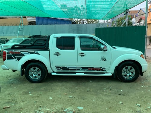 Nissan Frontier ឆ្នាំ 05 ប៉ុង1 សាំង + ហ្គាស