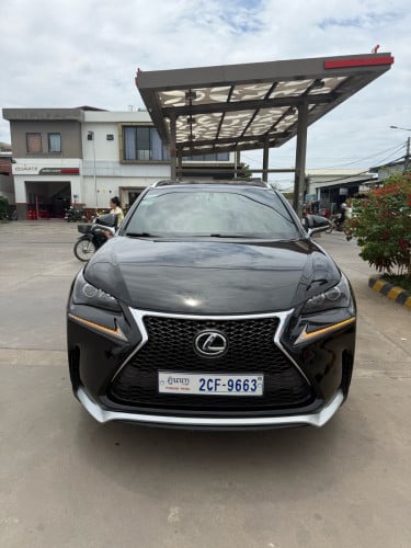 Nx200T ឆ្នាំ 2015 Luxury B3 P1