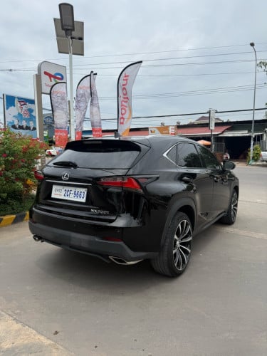 Nx200T ឆ្នាំ 2015 Luxury B3 P1