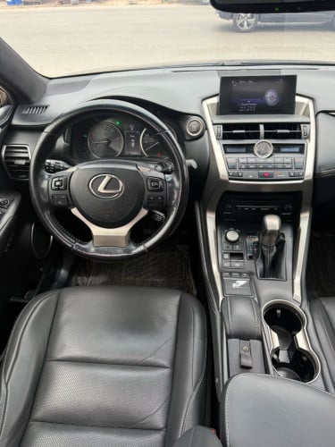 Nx200T ឆ្នាំ 2015 Luxury B3 P1