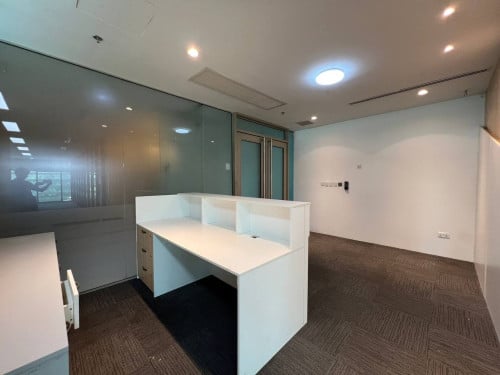 Office Space for rent  at Doun Penh ការិយាល័យជួលនៅដូនពេញ​ (OF-216)