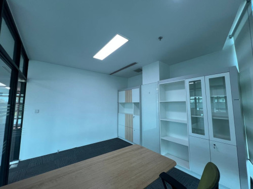 Office Space for rent  at Doun Penh ការិយាល័យជួលនៅដូនពេញ​ (OF-216)