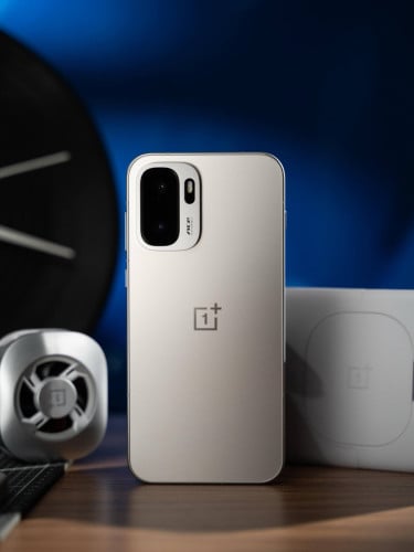 OnePlus Ace 6 Ultra (China Version)  មានស្តុកហេីយ