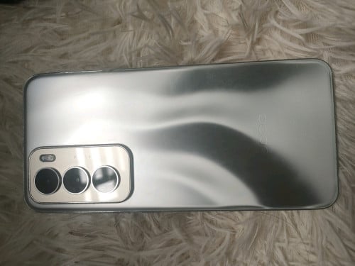 Oppo reno12
