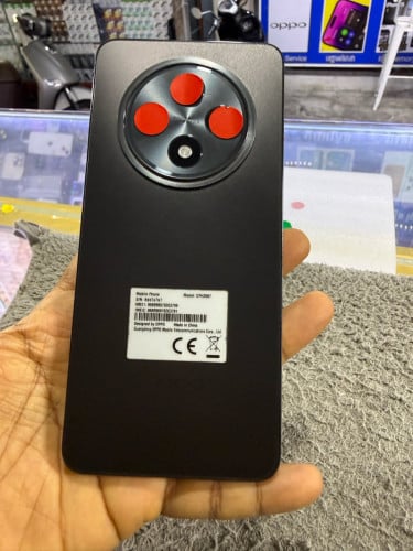 Oppo Reno12F Ram8G Memory256G ក្រុមហ៊ុនសុីមពីរ មានឆ្នាំងសាក