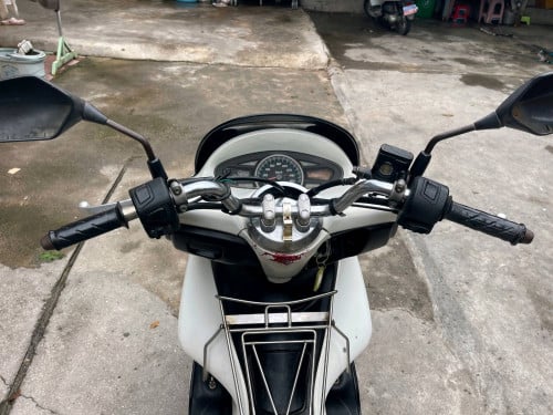 pcx 11 កាទ្រីឯកសារគ្រប់