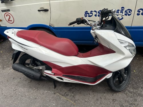 PCX 150cc year 2015 មានពន្ធ