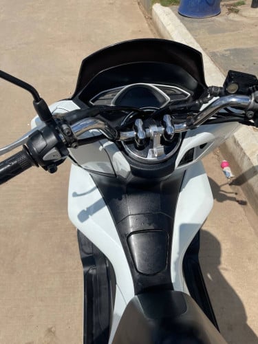 Pcx 2018 150cc ក្រុមហ៊ុន