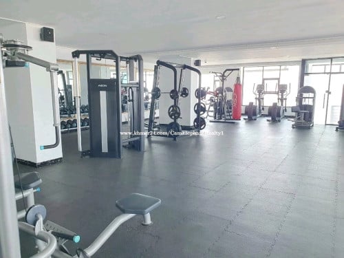 Pool Gym 1Bedroom Condo st 271 Mega Mall